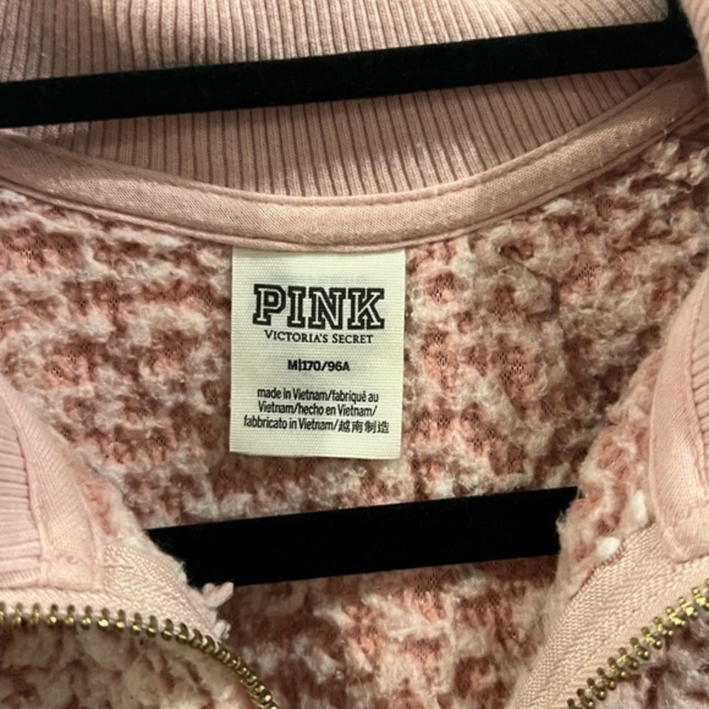 Victoria's Secret PINK pullover - Picture 3 of 3